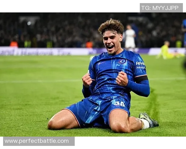 国王杯精彩对决：里昂大胜切尔西乌龙球引发全场狂欢分析